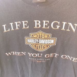Vtg Harley Davidson tee size Large Life begins
